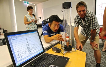 NSTSS 2014 ANU Research School of Earth Sciences Seismology in Schools