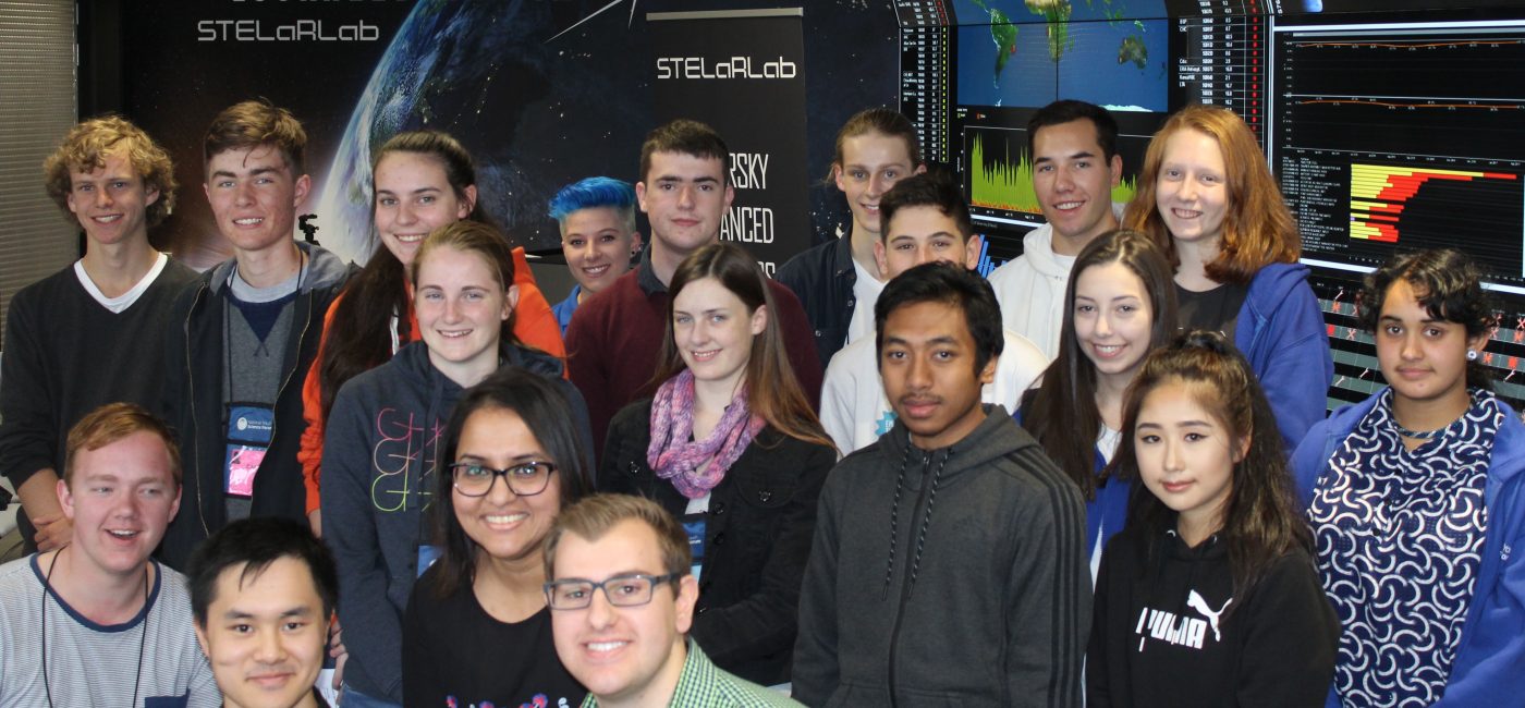 Young students visiting STELaRLab